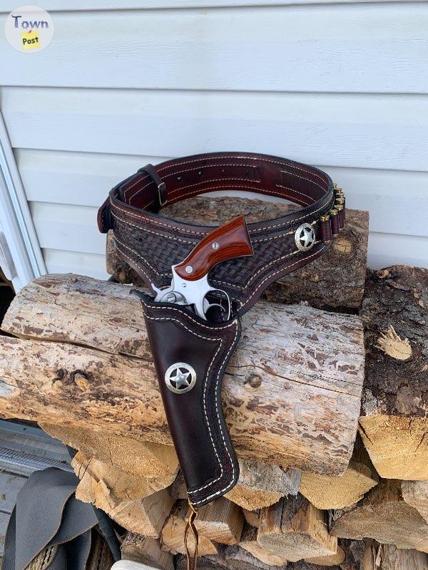 Photo of Custom Left handed holster rig gun belts