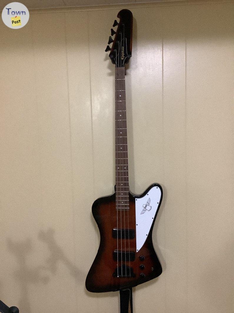 Photo of Bass Guitar - Epiphone Thunderbird with case 