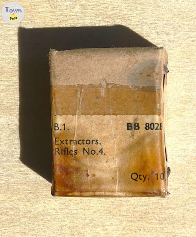 Photo of Lee Enfield No4 extractors.