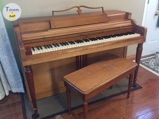 Photo of Piano for sale 