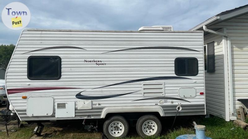 Photo of 2009 Coachman 17’