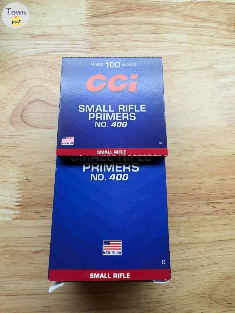 Photo of 1100 Small Rifle Primers. 